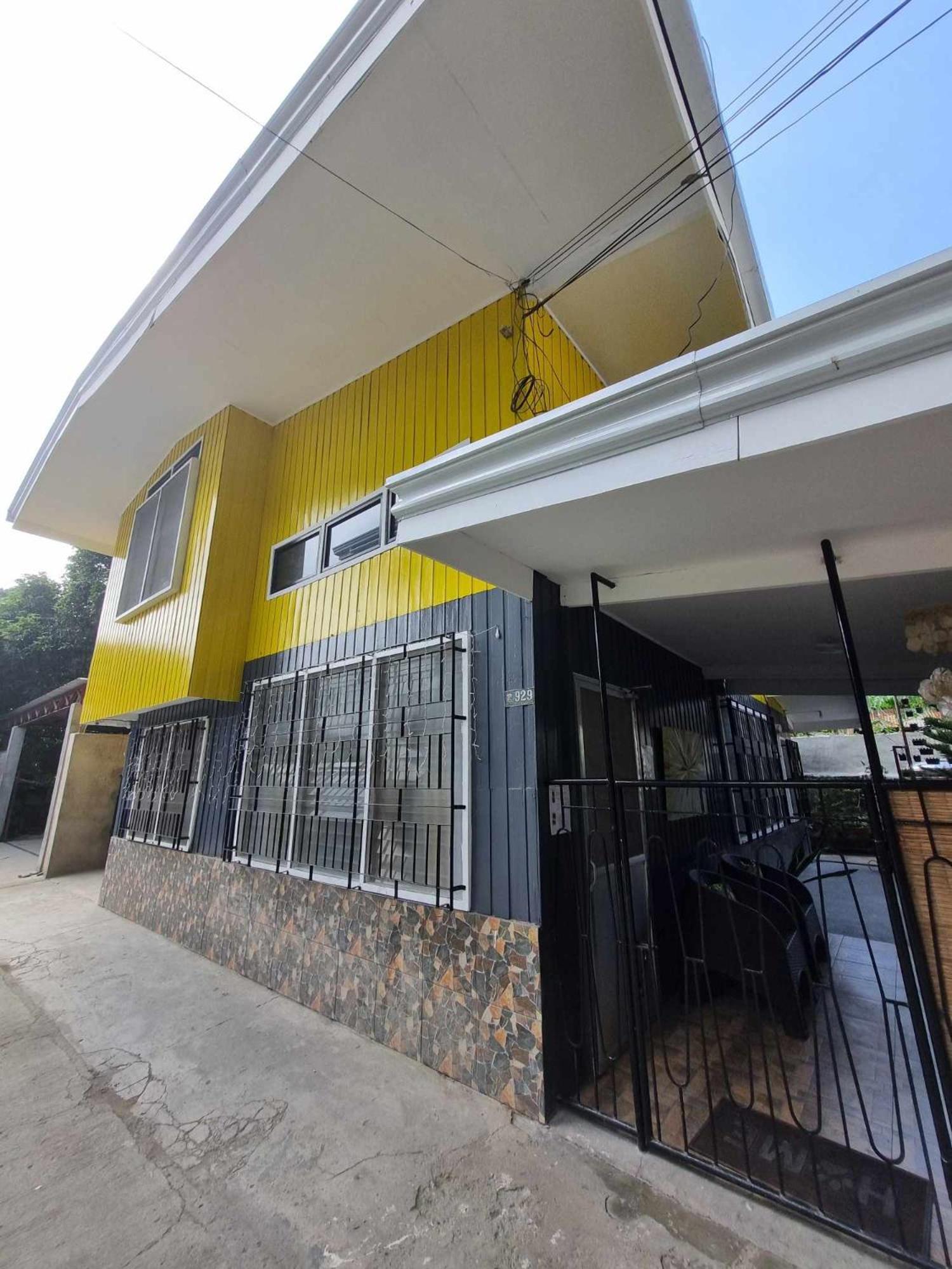 Qhouse - 2 Storey House With 4 Bedrooms And 2 Bathrooms Cagayan de Oro Esterno foto