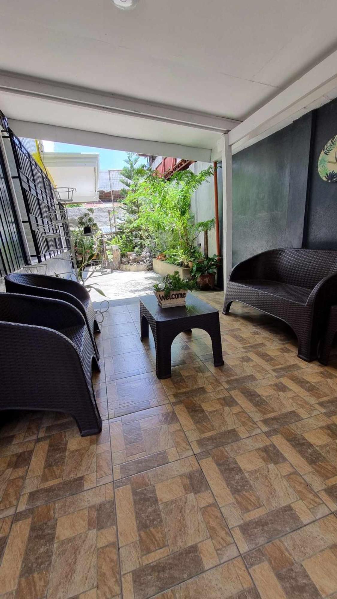 Qhouse - 2 Storey House With 4 Bedrooms And 2 Bathrooms Cagayan de Oro Esterno foto